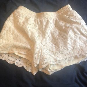 White cotton shorts